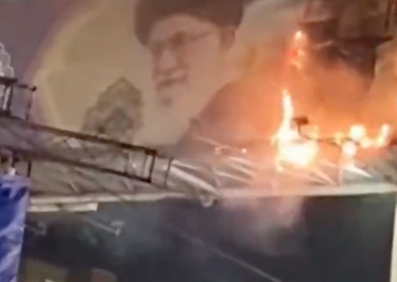 در پی اعدام سه معترض در اصفهان، خیابان‌ها و بام‌های ایران عرصه خشم و فریاد شد