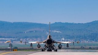 مقام پیشین ارتش اسرائیل: در صورت بازسازی توان موشکی یا هستهای ایران، حمله میکنیم