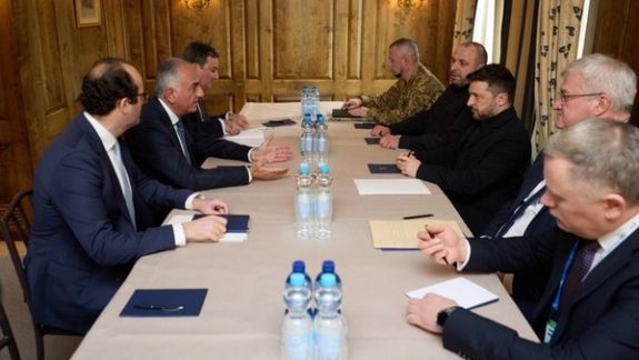 رئيس أوكرانيا عقب لقائه بهلوي: ركزنا على دعم الشعب الإيراني وتعزيز العقوبات ضد النظام