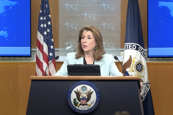 بعد فرض عقوبات على حزب الله.. واشنطن: إجراءات حاسمة ضد كل من يشارك في تهريب النفط الإيراني