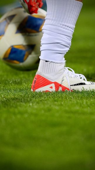 فجرسپاسی، شمسآذر و استقلال خوزستان لیگ را با ۳ امتیاز منفی شروع میکنند