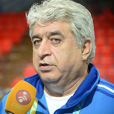 حسین شمس: سرپرست کمیته فوتسال تغییر نکند، پشتپرده انتخابات فدراسیون فوتبال را افشا میکنم