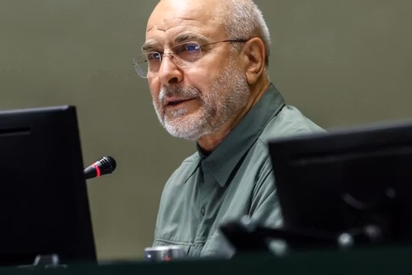 قالیباف، رییس مجلس: در مقابل آمریکا میایستیم چون نمیخواهیم تسلیم شویم