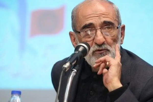 بعد اتهامها بتأجيج "الاستقطاب السياسي".. مطالبات بإغلاق صحيفة "كيهان" التابعة لـ "خامنئي"