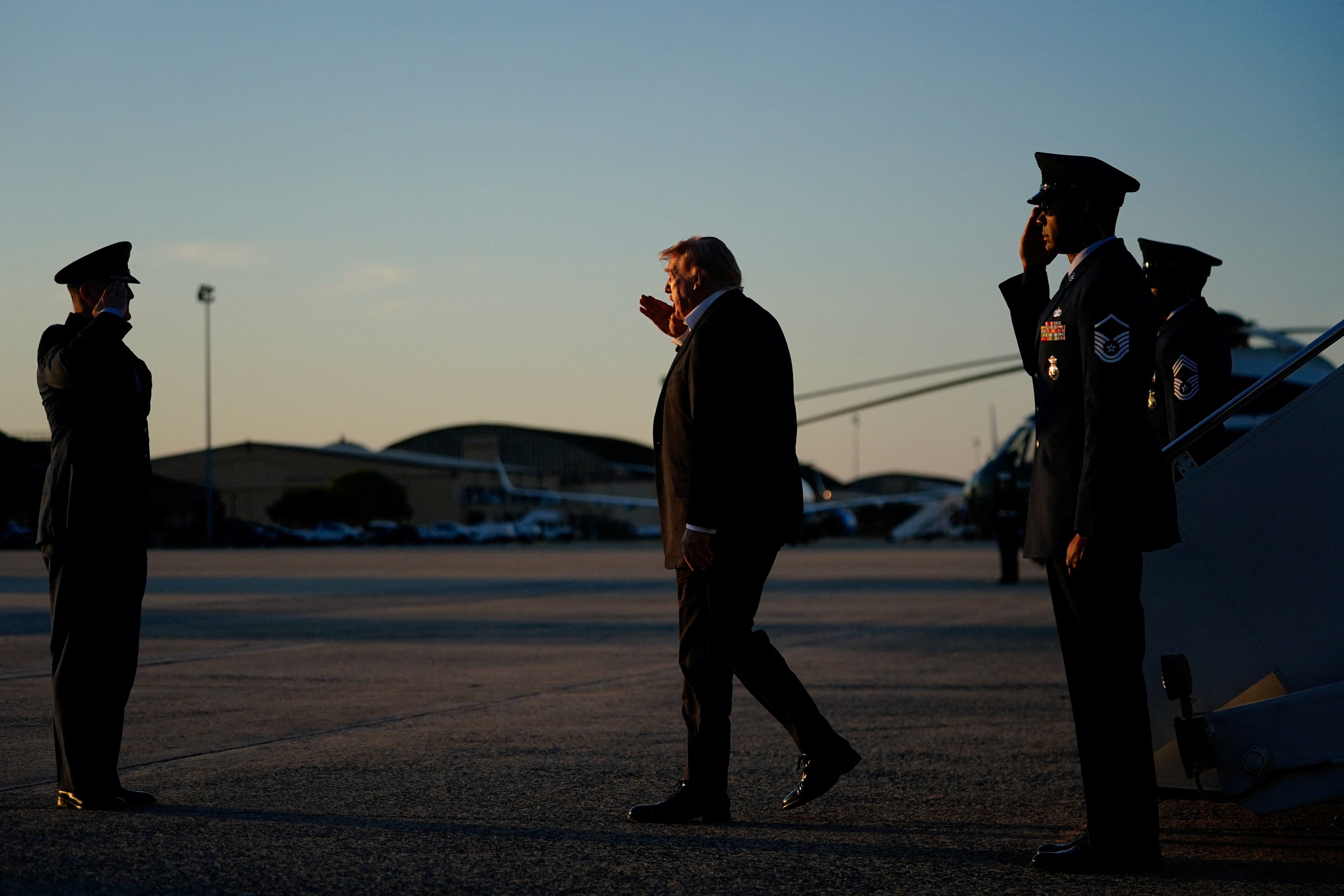 Trump wants deal soon or may bomb Iran - Axios