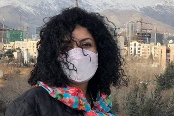 الاتحاد الأوروبي يدين الحكم بسجن الناشطة الحقوقية نرجس محمدي 8 سنوات