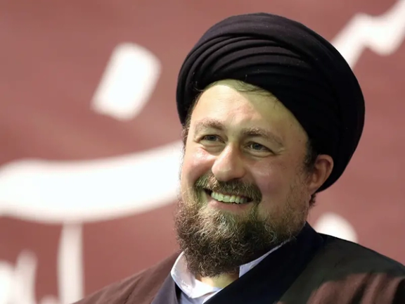 حسن خمینی: هرکس دلش به حال خودش میسوزد، برای حضور در انتخابات مسئول است