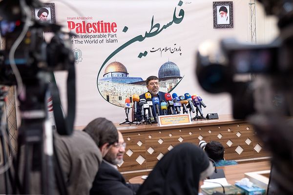 Iran's IRGC Spokesman Breaks Ranks On Hamas, Soleimani