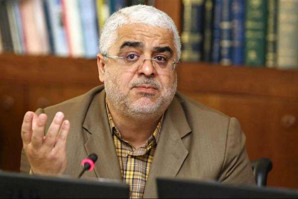Former Iranian Lawmaker Calls Hardline Politician 'Warmonger'