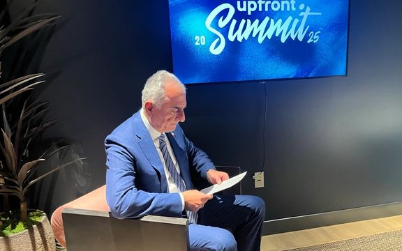 ولي عهد إيران السابق: على النظام الإيراني أن يرحل