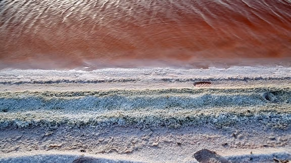Iran's Qom Salt Lake, a potential lithium resource