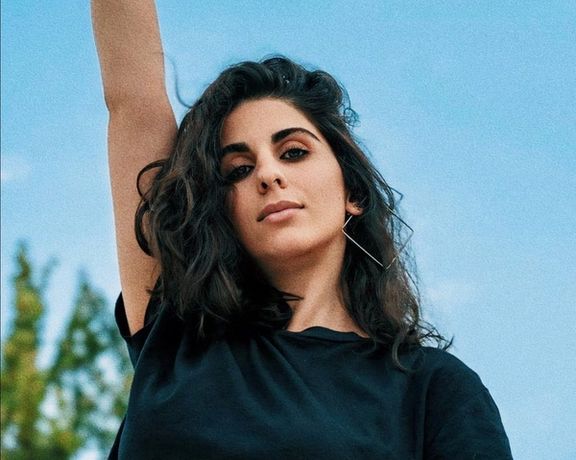 اجرای حکم زندان سپیده رشنو تا روز ۱۳ مرداد به تعویق افتاد