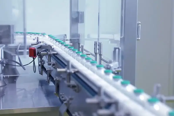 بعد عجز الحكومة عن توفيرها.. أزمة الكهرباء تضرب مصانع الأدوية في إيران