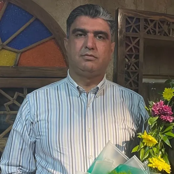 خسرو علیکردی، وکیل دادگستری ساکن مشهد و زندانی سیاسی پیشین درگذشت