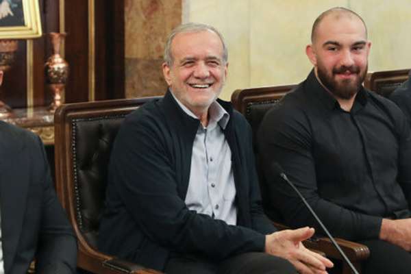مسعود پزشکیان: دنیا ما را تحت فشار قرار داده اما تسلیم شدن در وجود ما نیست