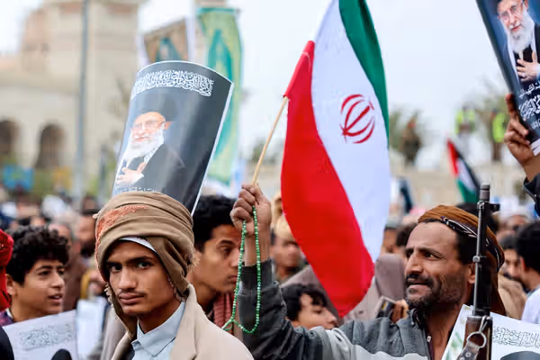 رویترز: حوثیها با همکاری شبهنظامیان عراقی و هماهنگی سپاه به عربستان حمله کردند