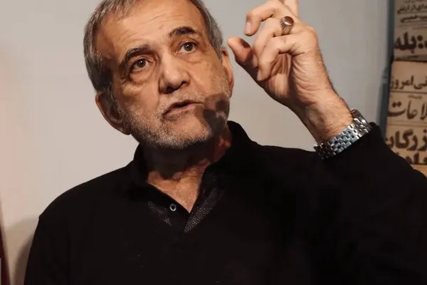 پزشکیان، حمایت ترامپ از معترضان ایرانی را «مزخرفات» خواند