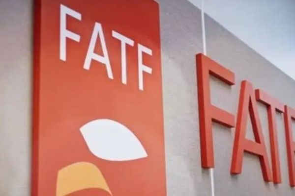 "FATF": إيران ما زالت مدرجة في القائمة السوداء للدول عالية الخطورة