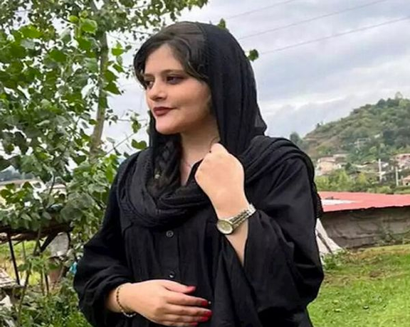 في ذكرى مهسا أميني.. "الثوري" الإيراني يمنع عائلات ضحايا الاحتجاجات من إحياء ذكرى أبنائهم