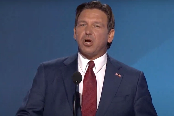 ران دیسانتیس: زمان ترامپ وضع اقتصادی بهتر و امنیت مرزی آمریکا بیشتر بود