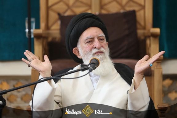 محمدجواد علوی بروجردی: مردم وضعیت بد اقتصادی را از آخوندها میبینند