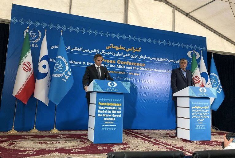 غروسي: أزمة المواقع المشتبهة في إيران لم يتم حلها.. والخبراء يواصلون التفاوض