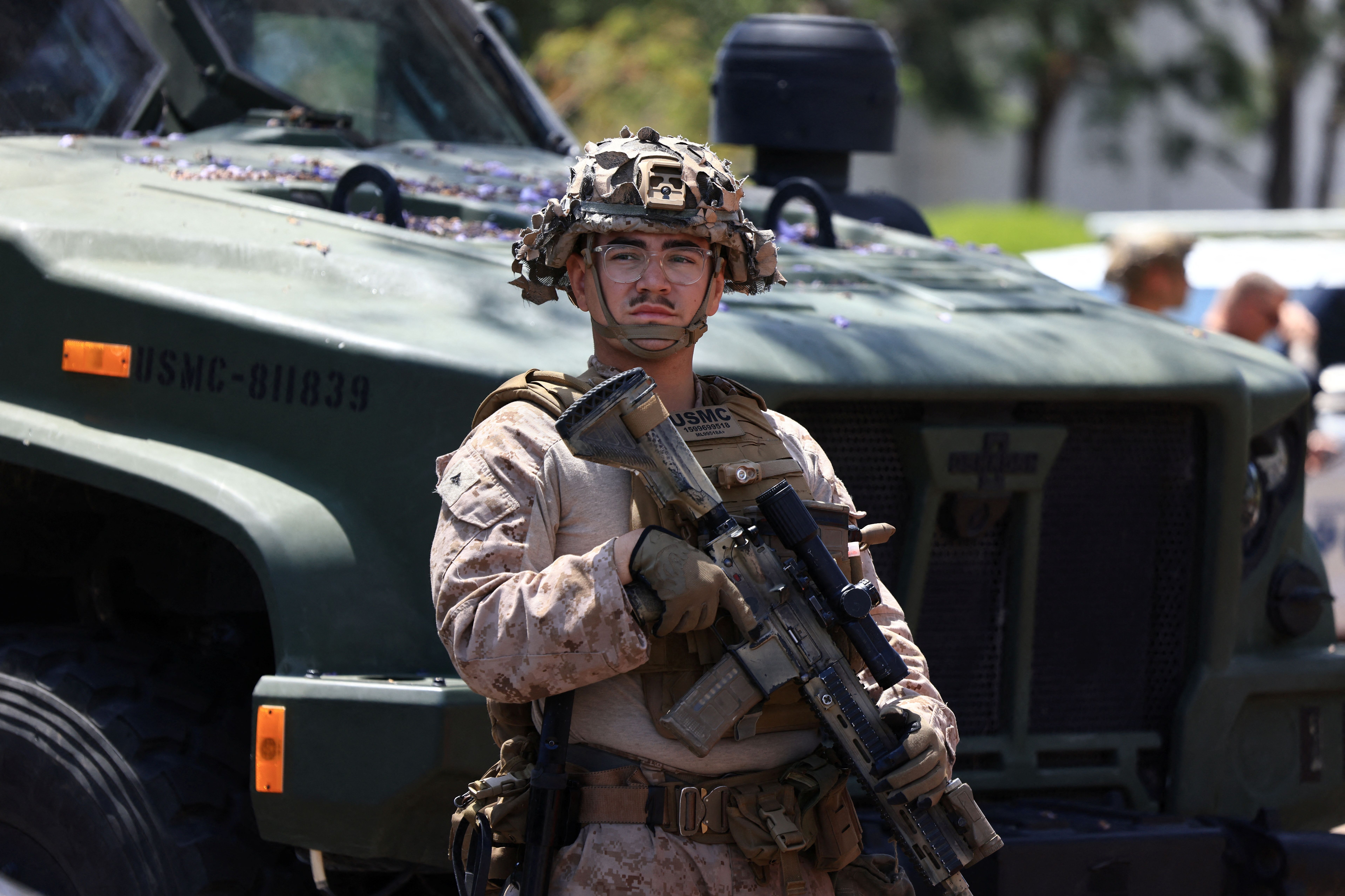 سربازان گارد ملی برای محافظت از ماموران مهاجرت در لس‌آنجلس مستقر شدند