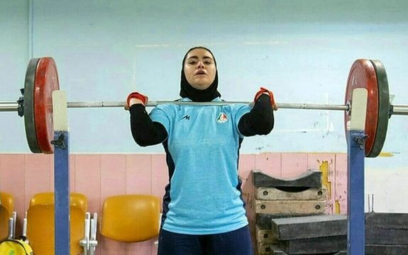 الناز باجلانی، ملیپوش وزنهبرداری ایران به دلیل دوپینگ تا سال ۱۴۰۳ محروم شد