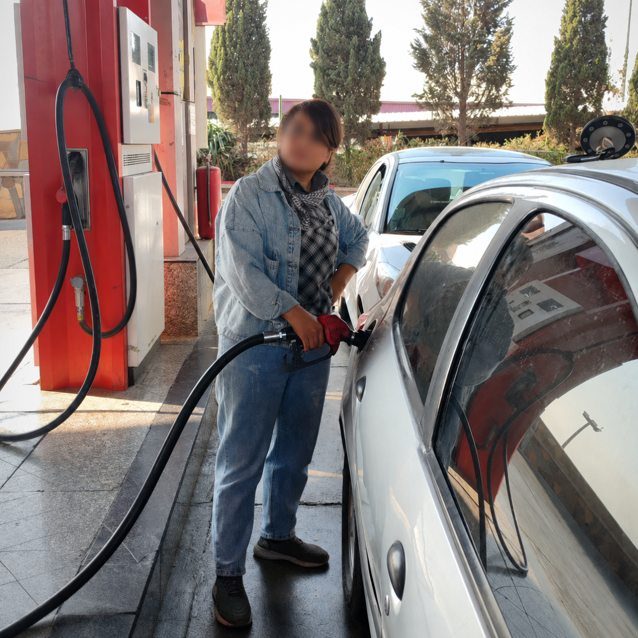 Iranians hit back at fuel remarks as dollar reaches 2.1m rials
