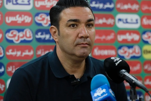 نکونام پیش از بازی با ملوان: هدفم فقط رسیدن به نیمفصل است، تراکتور باید تقویت شود