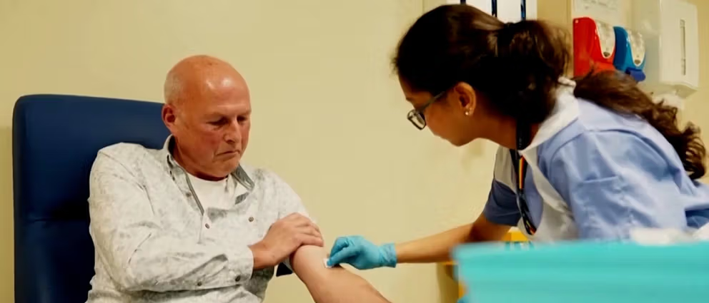 انجام آزمایش خون بدون سوزن ممکن شد