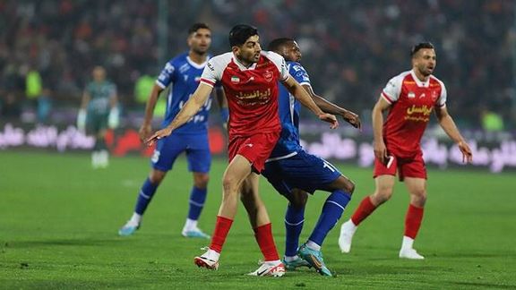 دربی ۱۰۲- پایان بازی؛ تساوی پرسپولیس و استقلال با حضور پررنگ زنان و البته VAR