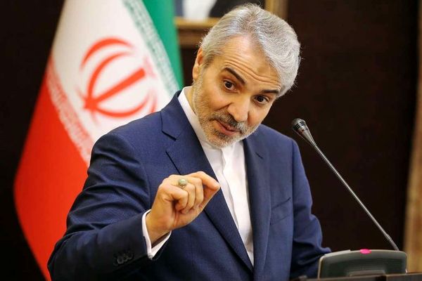 مسؤول إيراني: إذا لم ترفع العقوبات سيصل الدولار إلى 178 ألف تومان