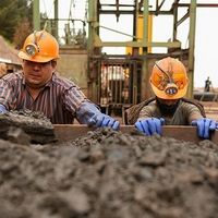 روزنامه صمت: همه موتورهای رشد اقتصاد ایران از کار افتادهاند