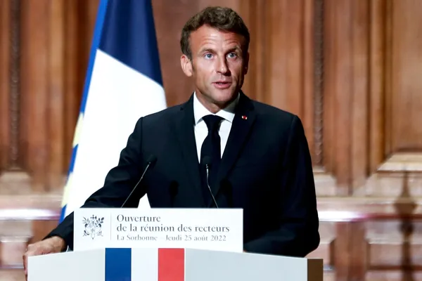 مکرون: توافق با ایران باید نگرانیهای هستهای، موشکی و منطقهای را برطرف کند