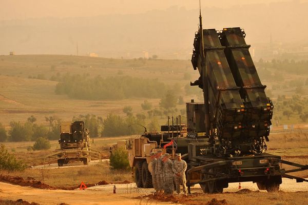 "أكسيوس": نقل وحدة "باتريوت" إلى الشرق الأوسط.. يعزز ضغط واشنطن في مفاوضات إيران