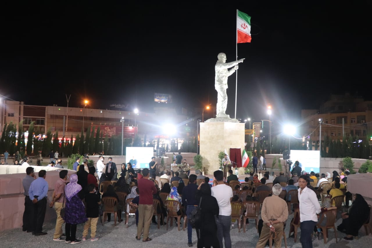 انقلاب ملی در کرمان؛ کشتار معترضان برای حفاظت از مجسمه قاسم سلیمانی