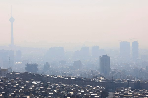 سوزاندن گازوئیل غیراستاندارد و مازوت در نیروگاهها عامل آلودگی بیسابقه هوای تهران
