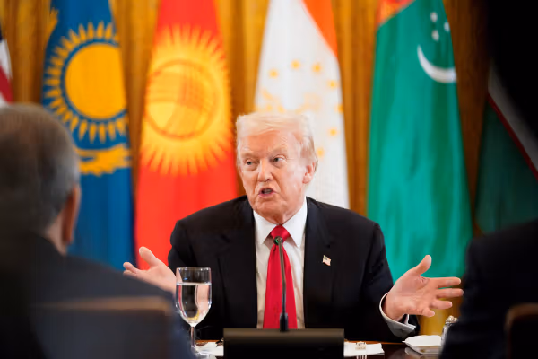 ترامپ: جمهوری اسلامی از کاخ سفید میپرسد که آیا امکان لغو تحریمها وجود دارد یا نه