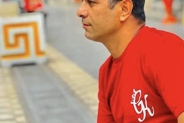 اعتقال عم الشاب الإيراني أميد سرلك بعد احتجاجات على مقتله إثر إحراقه صورة خامنئي