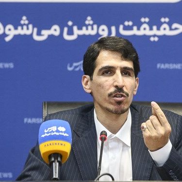 ۲۹ میلیارد برای یک ماه حقوق مجلسیها؛ مالک شریعتی علنی شدن دریافتیاش را تسویهحساب خواند