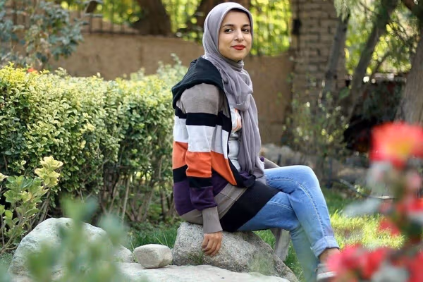 محکومیت زینب موسوی به زندان، جریمه نقدی و نگارش یک رساله درباره فردوسی