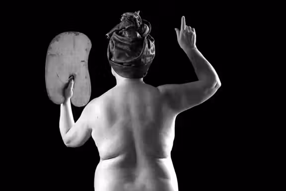 عکسی از پروژه پونچ هاکس و جین اسکات در استودیویی در ملبورن