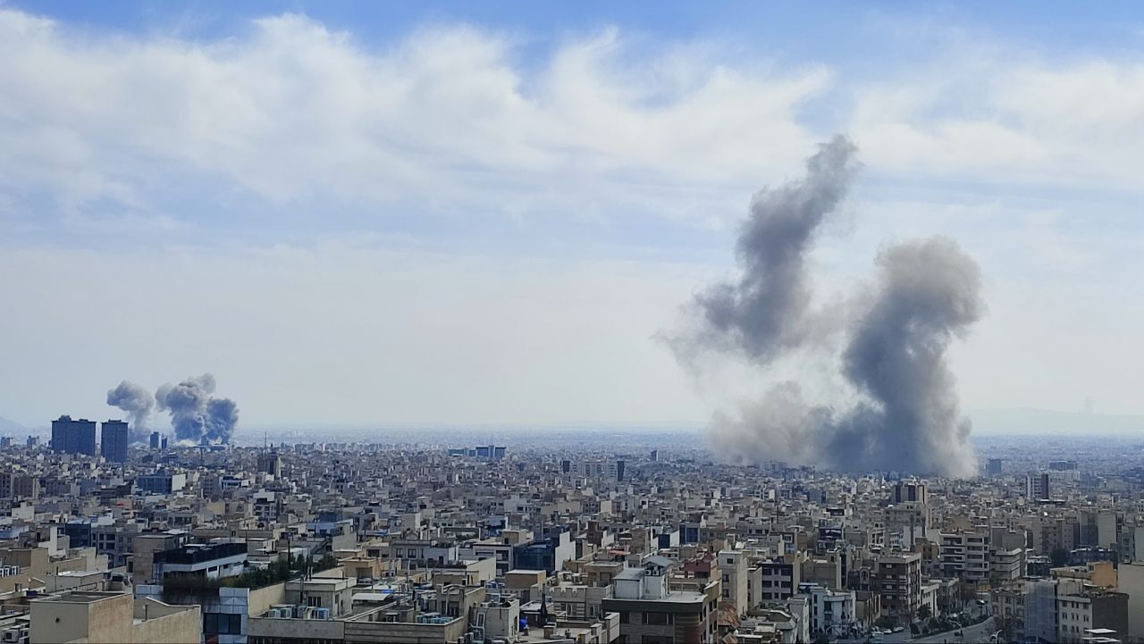 یک مقام ارشد اسرائیلی: هدف اصلی کارزار حملات به جمهوری اسلامی، سقوط حکومت است