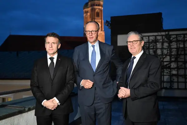 آلمان، فرانسه و بریتانیا برای مشارکت در نابودی تواناییهای نظامی تهران اعلام آمادگی کردند