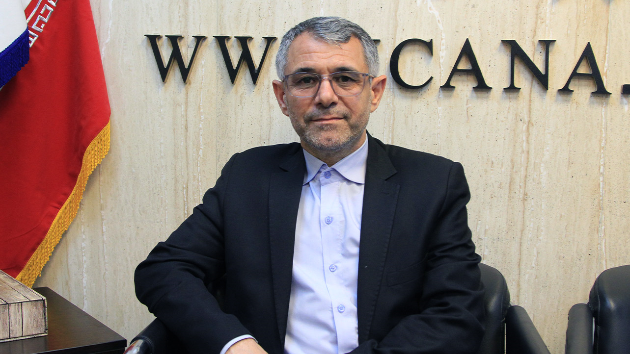 عضو هیئت رییسه مجلس: بسیاری از کالاهای اساسی در یک سال اخیر تا ۱۰۰ درصد گران شده‌اند