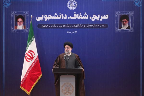 الرئيس الإيراني عن ارتفاع الدولار: لسنا قلقين على العملة.. والمستقبل مشرق