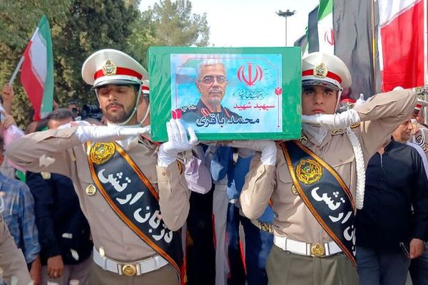 ابراهیم حاتمیکیا، کارگردان حامی حکومت: من مامور و سرباز هستم و میفهمم چهکار باید بکنم
