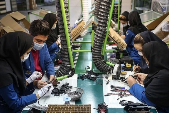 روزنامه دنیای اقتصاد: نرخ مشارکت اقتصادی زنان در ایران فقط از افغانستان و عراق کمتر نیست