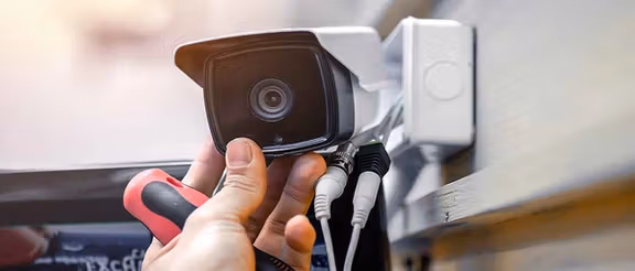 پلیس مسئولان واحدهای صنفی را ملزم به نصب دوربین مداربسته کرد